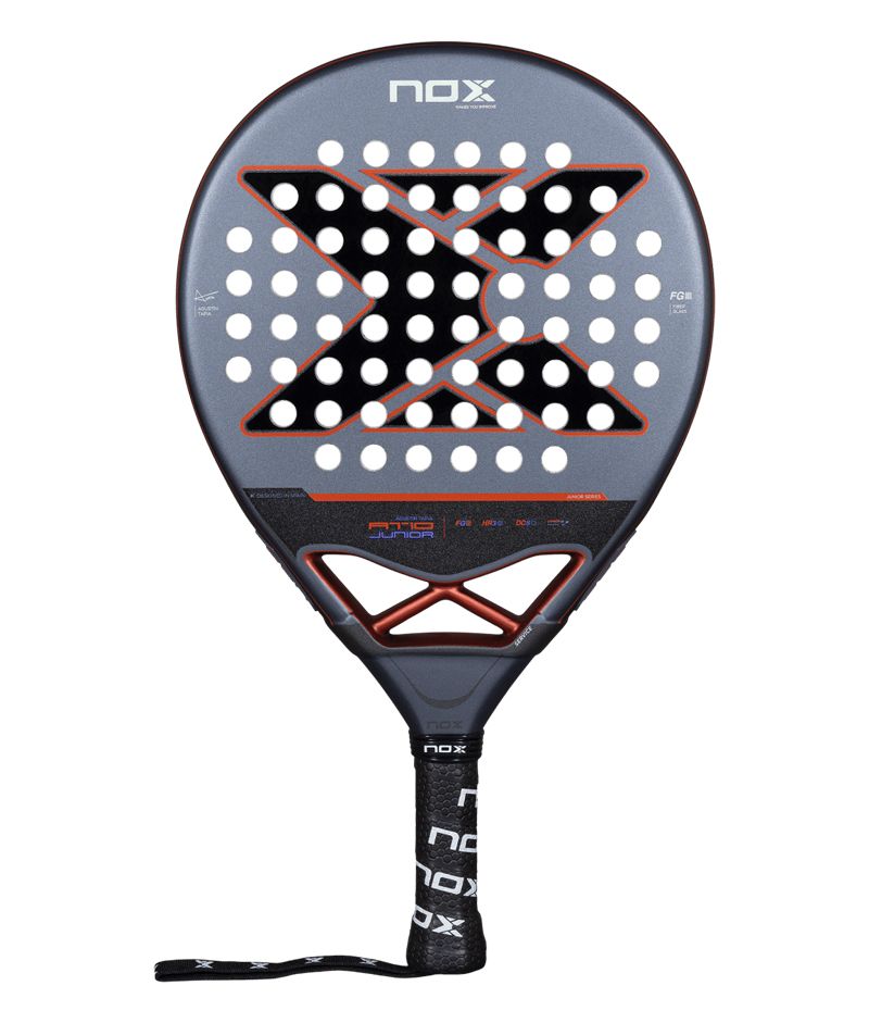 Reketi za Padel Nox AT10 Genius dečiji reket 2025 by Agustín Tapia